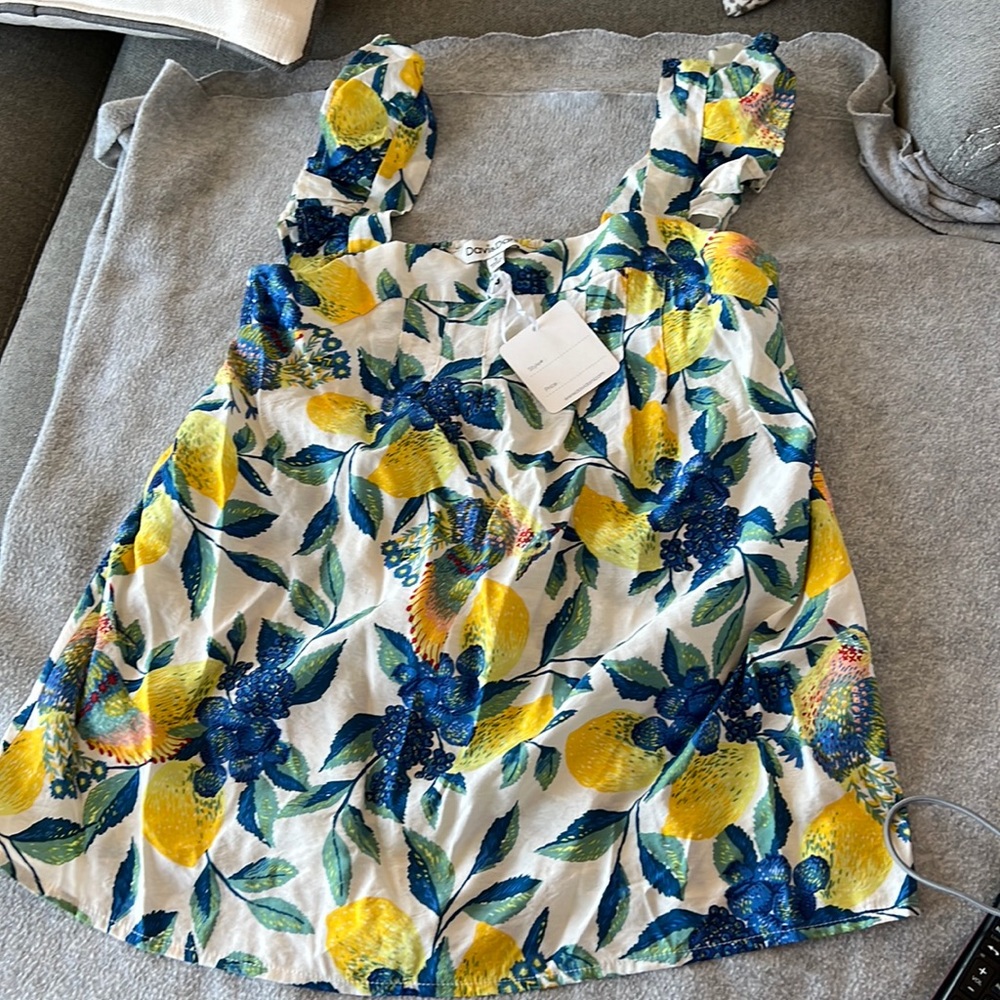 NWT Davi & Dani cami blouse